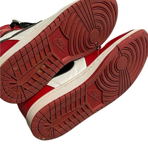 Nike Air Jordan size 7Y Red and White Air Sneakers includes crease guard - Picture 5 of 5